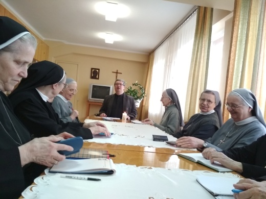 Ósma sesja dla sióstr „pięknego wieku” w Częstochowie